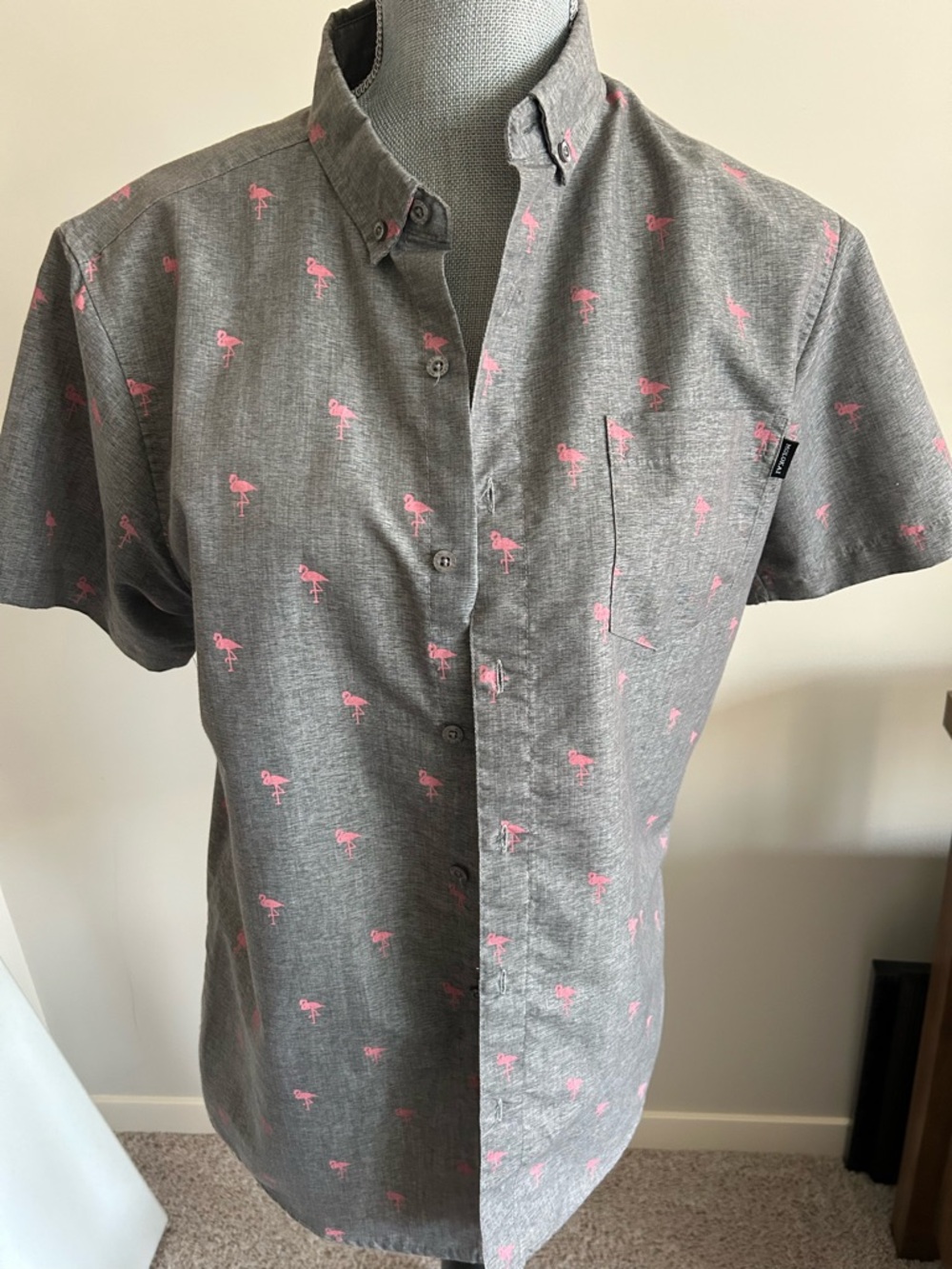 Men's Gray Short-Sleeve Button-Down Shirt with Pink Flamingo Print